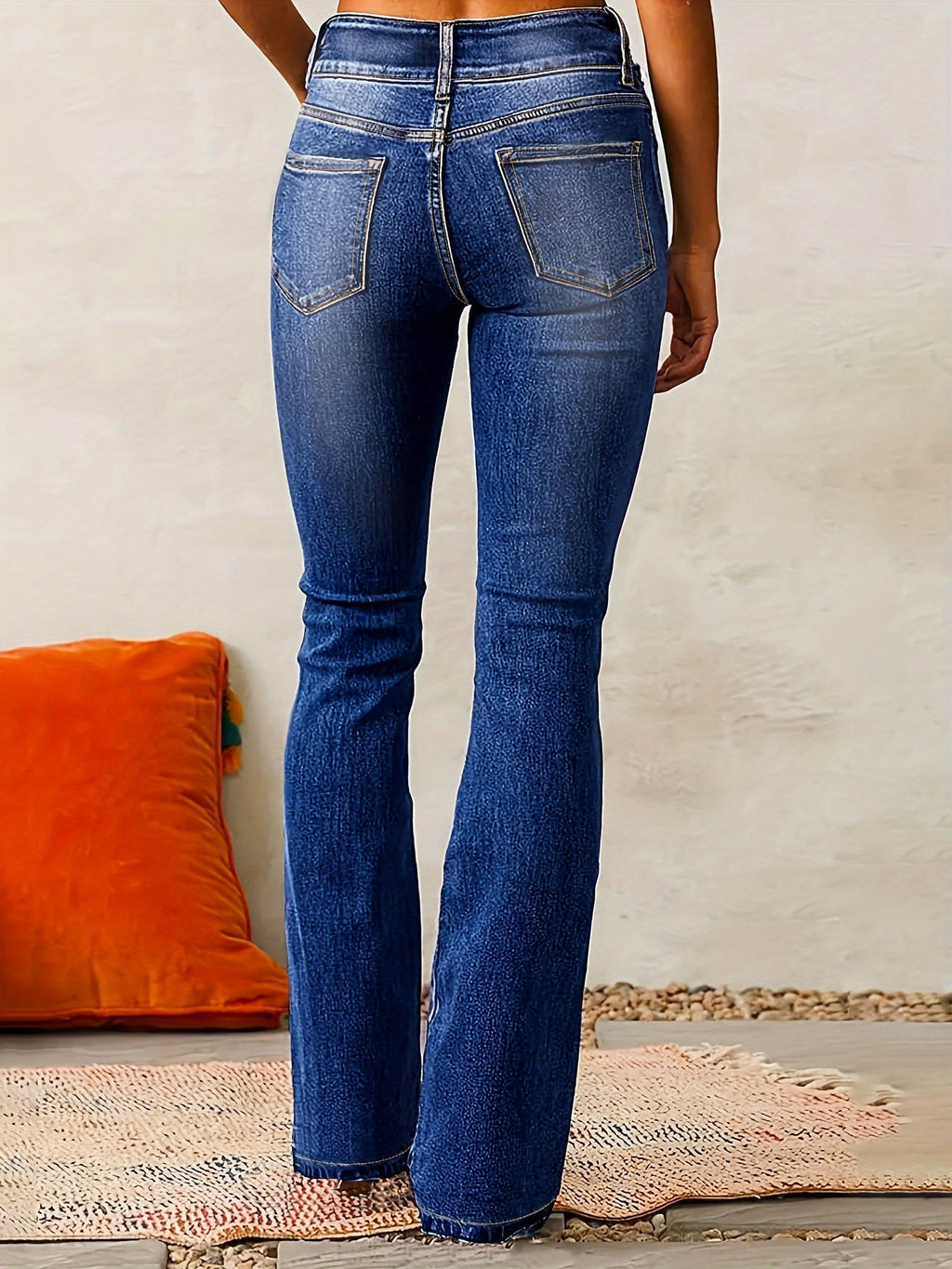Kira | Double-Button Signature Jeans