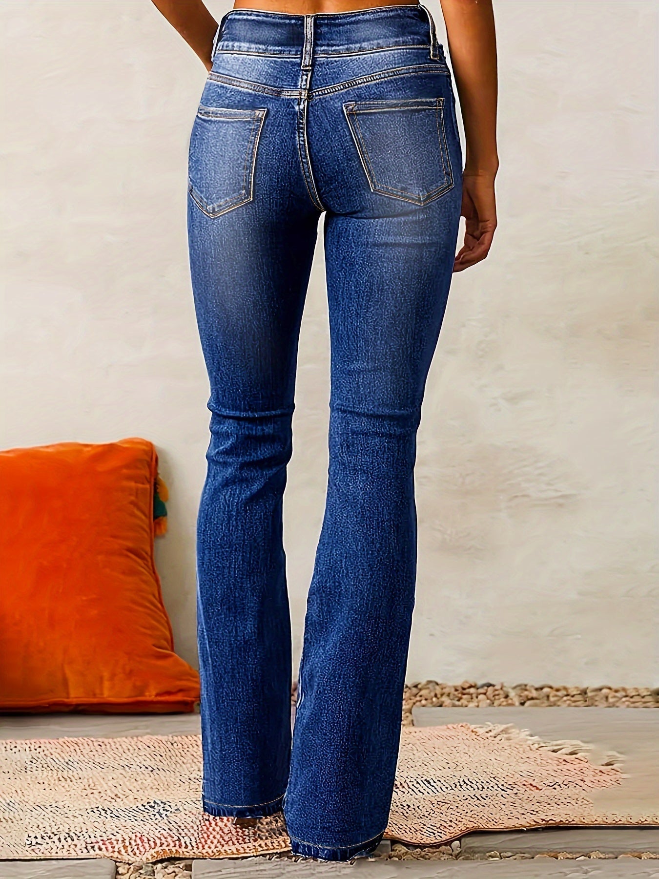 Kira | Double-Button Signature Jeans